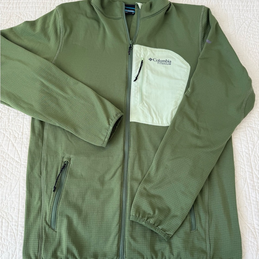 Columbia Men's Olive Lightweight Jacket